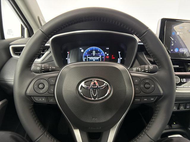 Photo of 2024 Wind Chill Pearl Toyota Corolla Cross