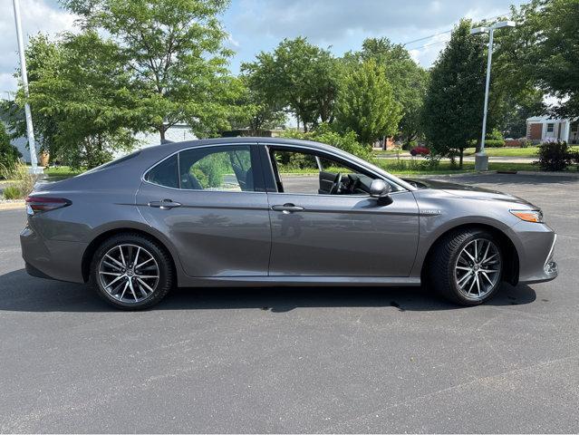 Photo of 2021 Predawn Gray Mica Toyota Camry Hybrid