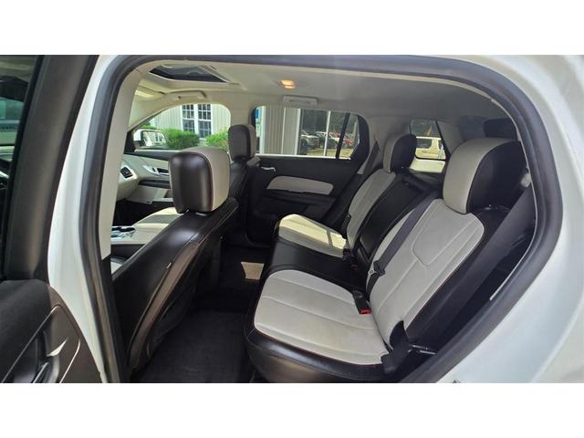 Photo of 2014 White GMC Terrain