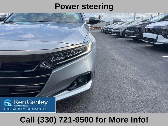 Photo of 2022 Lunar Silver Metallic Honda Accord