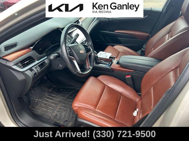 Photo of 2016 Silver Coast Metallic Cadillac XTS
