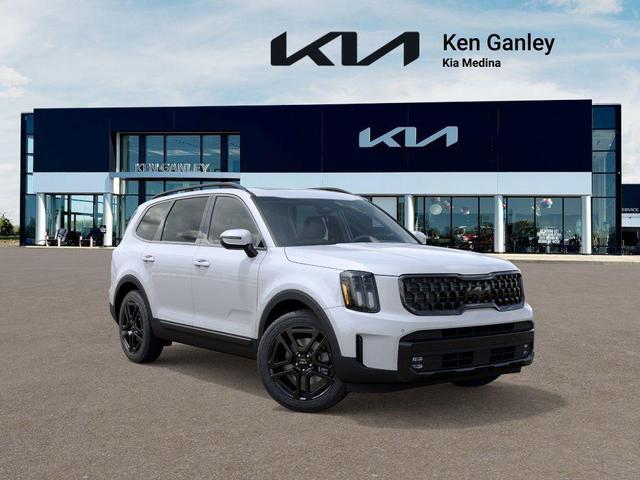 Photo of 2025 Glacial White Pearl Kia Telluride