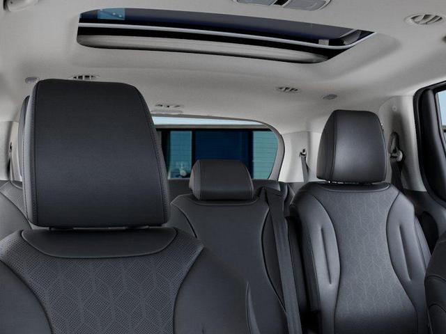 Photo of 2026 Ceramic Silver Kia Carnival Hybrid