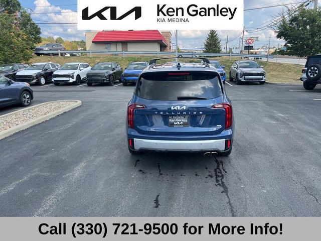 Photo of 2024 Midnight Black Kia Telluride