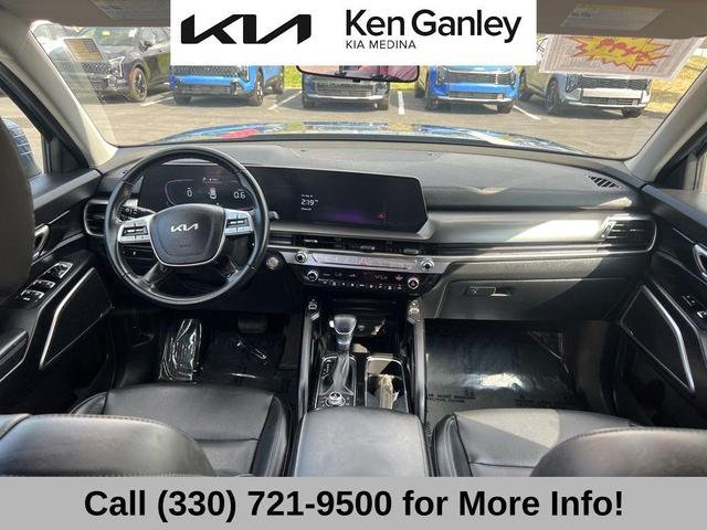 Photo of 2024 Midnight Black Kia Telluride