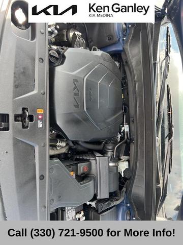 Photo of 2024 Midnight Black Kia Telluride