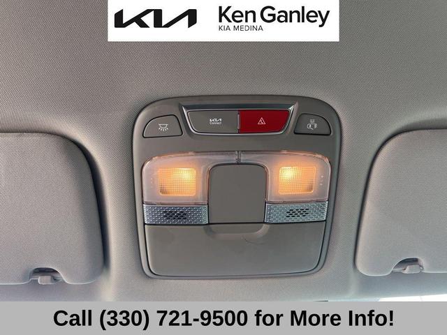 Photo of 2024 Midnight Black Kia Telluride