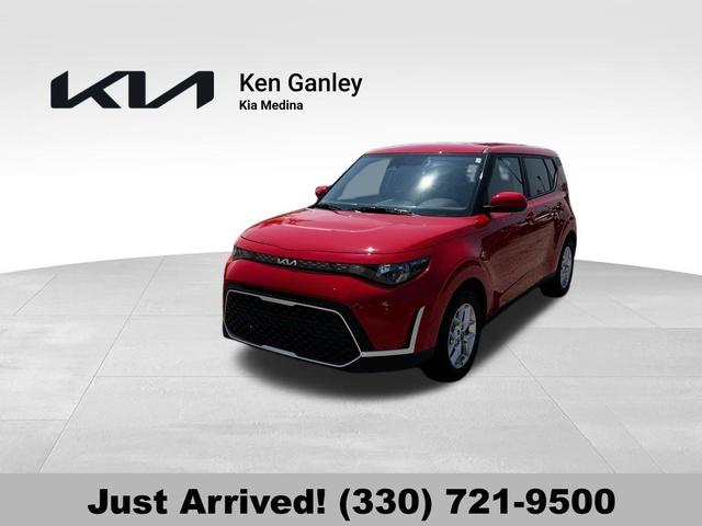 Photo of 2023 Inferno Red Kia Soul