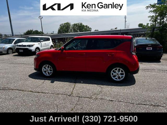 Photo of 2023 Inferno Red Kia Soul