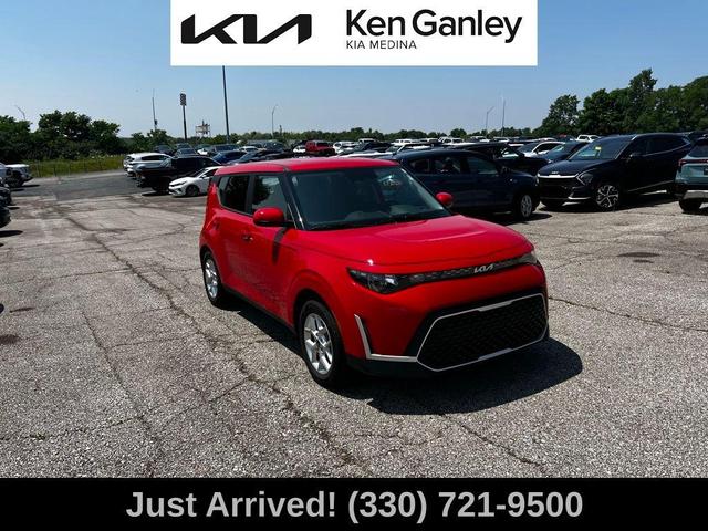 Photo of 2023 Inferno Red Kia Soul