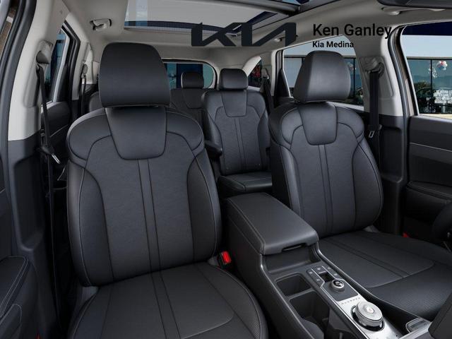 Photo of 2025 VOLCANICSAND Kia Sorento Hybrid