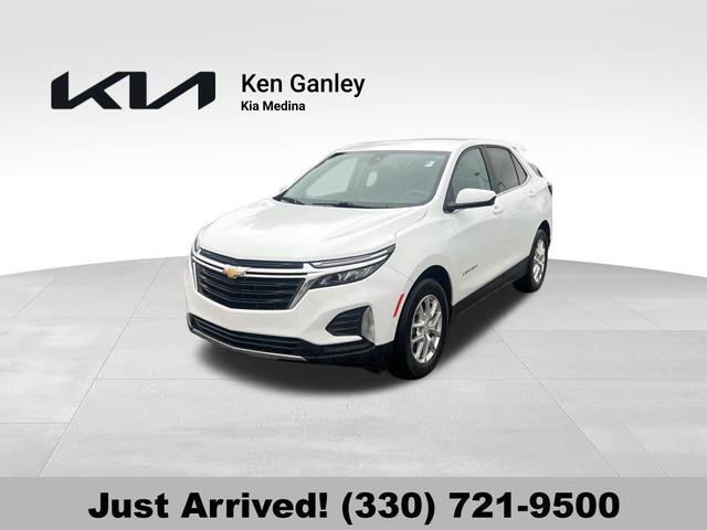 Photo of 2022 Summit White Chevrolet Equinox