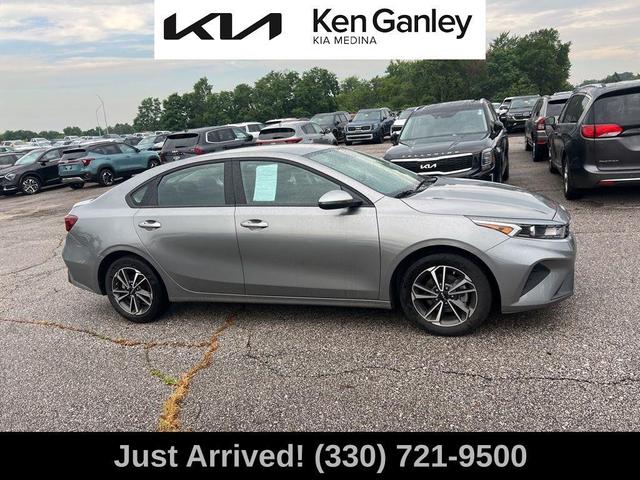 Photo of 2023 Steel Gray Kia Forte