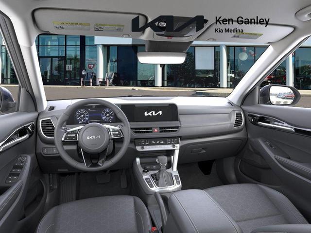 Photo of 2026 Dark Ocean Blue Kia Seltos