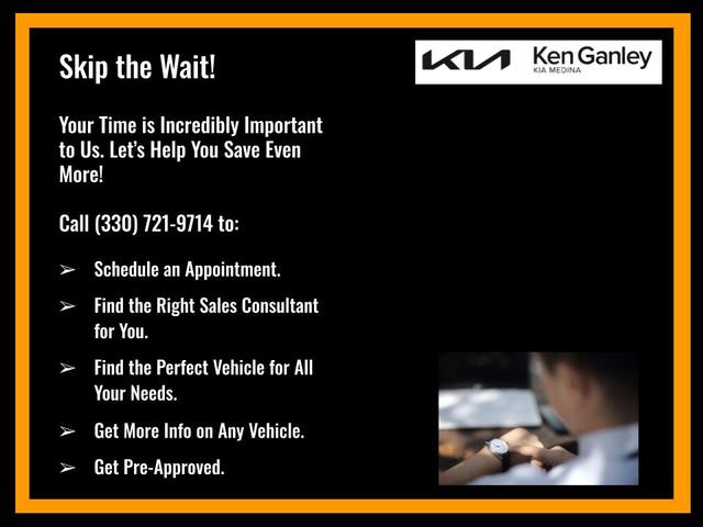 Photo of 2023 Gravity Gray Kia Sportage