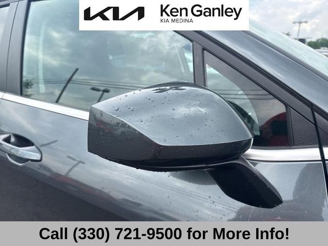 Photo of 2023 Gravity Gray Kia Sportage