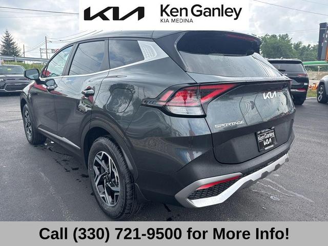 Photo of 2023 Gravity Gray Kia Sportage