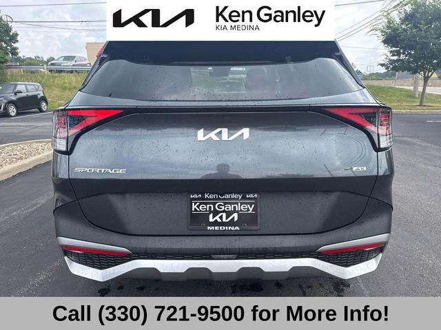 Photo of 2023 Gravity Gray Kia Sportage