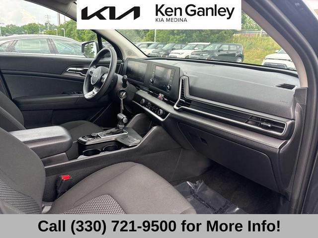 Photo of 2023 Gravity Gray Kia Sportage