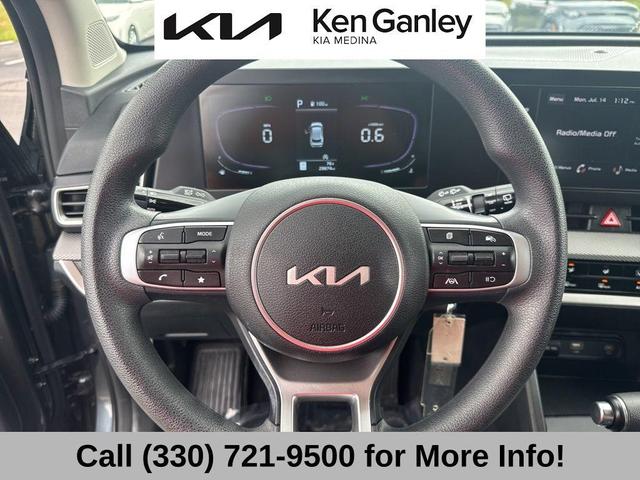 Photo of 2023 Gravity Gray Kia Sportage