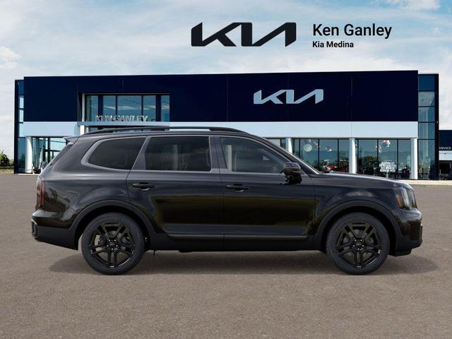 Photo of 2025 Ebony Black Kia Telluride