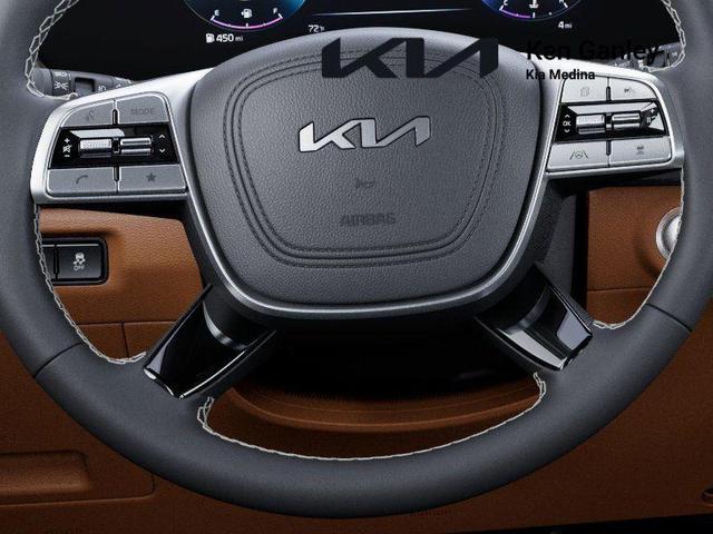 Photo of 2025 Ebony Black Kia Telluride