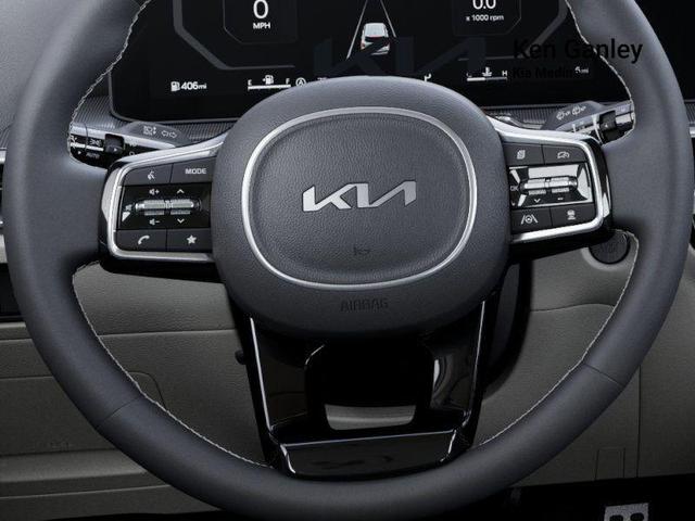 Photo of 2025 Glacial White Pearl Kia Sorento