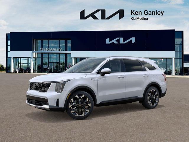 Photo of 2025 Glacial White Pearl Kia Sorento