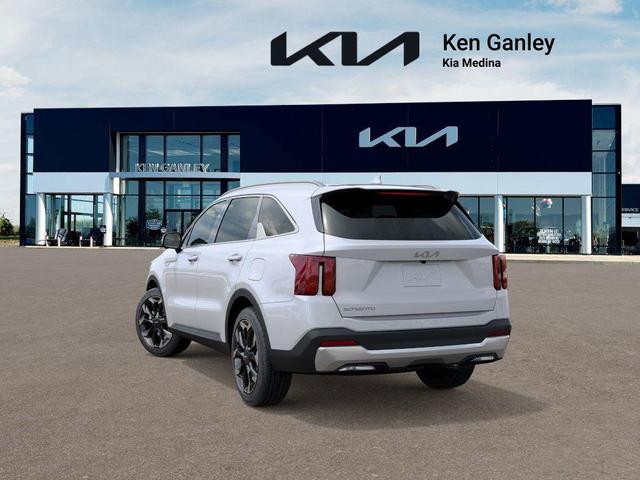 Photo of 2025 Glacial White Pearl Kia Sorento