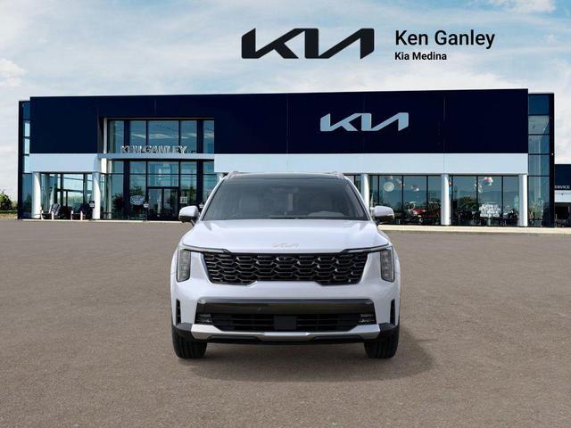 Photo of 2025 Glacial White Pearl Kia Sorento