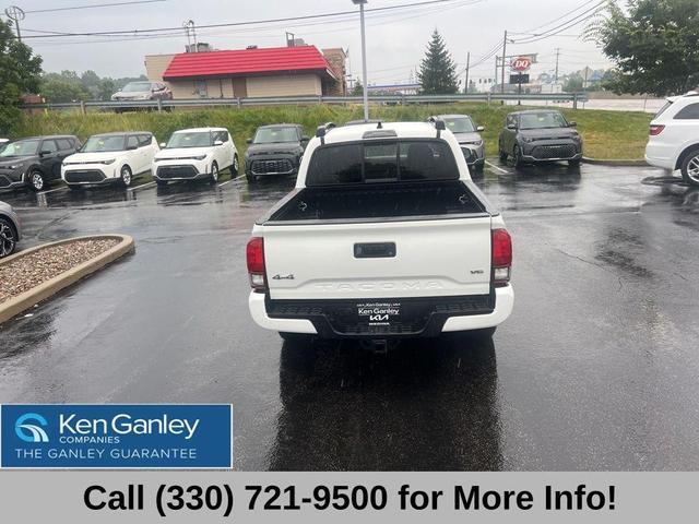 Photo of 2022 White Toyota Tacoma