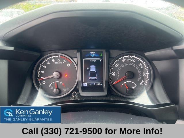 Photo of 2022 White Toyota Tacoma
