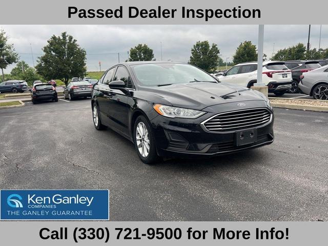 Photo of 2019 Blue Metallic Ford Fusion