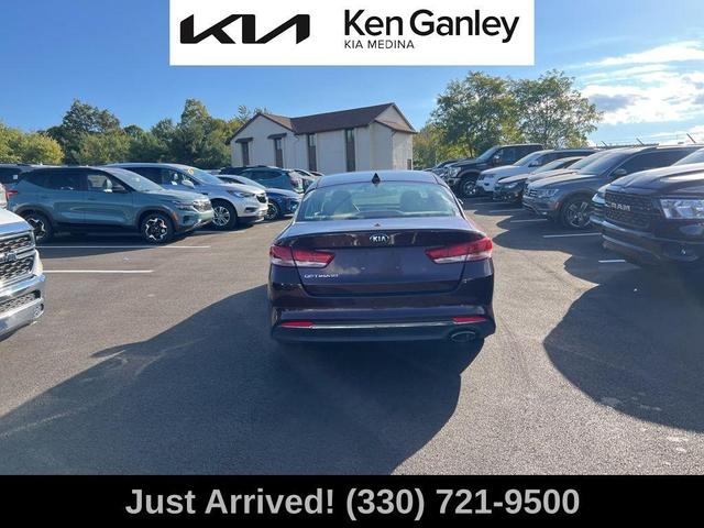 Photo of 2018 Sangria Red Kia Optima