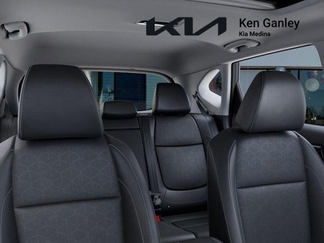 Photo of 2025 Blue Kia Seltos
