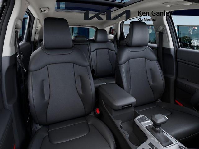 Photo of 2026 Ebony Black Kia Sportage