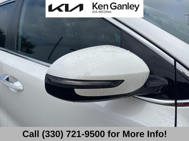Photo of 2020 Snow White Pearl Kia Sportage