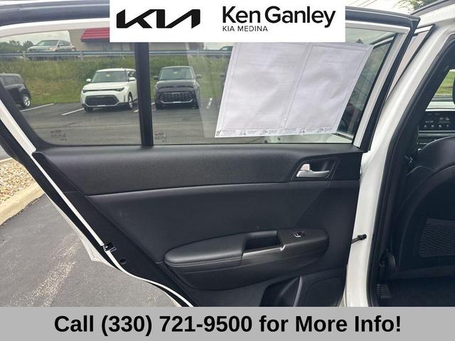 Photo of 2020 Snow White Pearl Kia Sportage