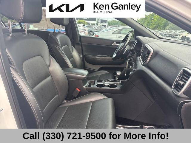 Photo of 2020 Snow White Pearl Kia Sportage