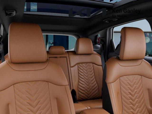 Photo of 2026 Glacial White Pearl Kia Sportage