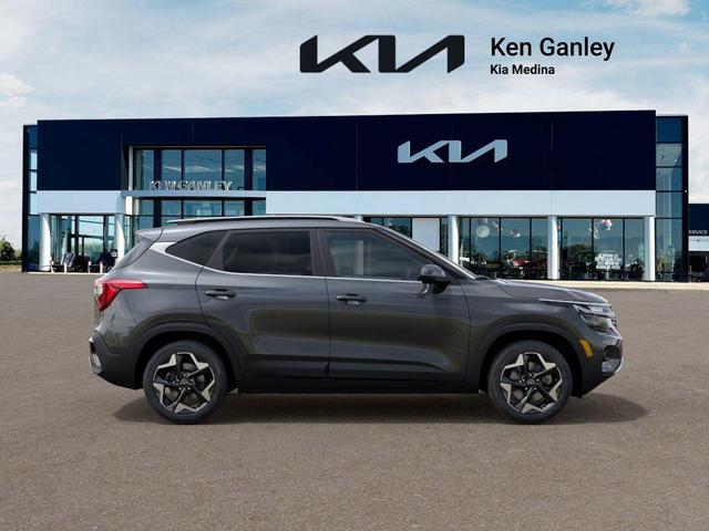 Photo of 2025 Gravity Gray Kia Seltos