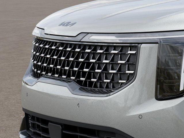 Photo of 2025 Ivory Silver Kia Carnival Hybrid