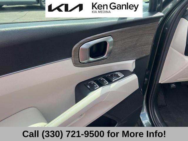 Photo of 2023 Aruba Green Kia Sorento