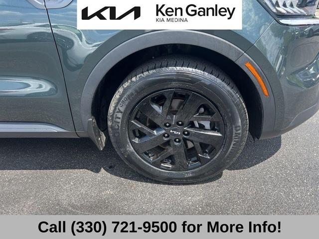 Photo of 2023 Aruba Green Kia Sorento