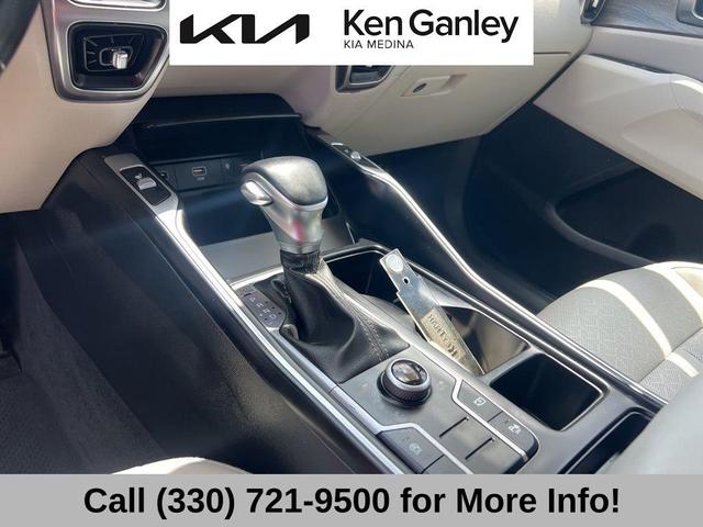 Photo of 2023 Aruba Green Kia Sorento