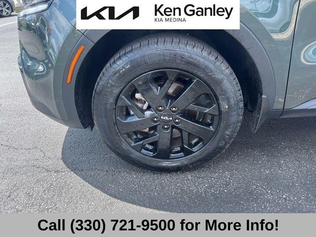 Photo of 2023 Aruba Green Kia Sorento