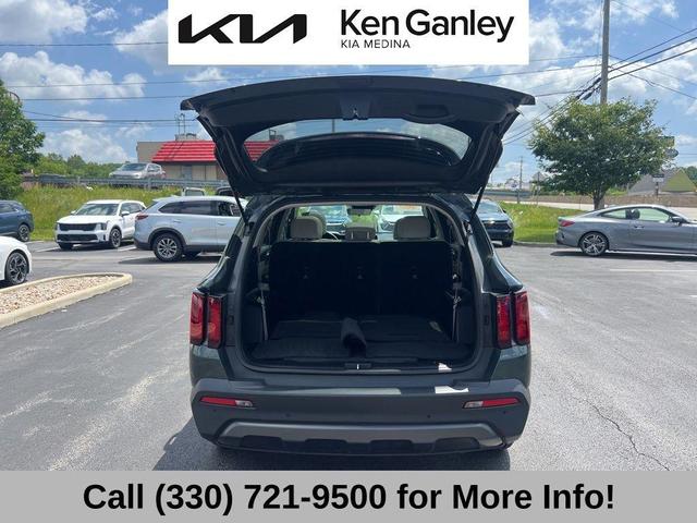 Photo of 2023 Aruba Green Kia Sorento