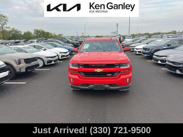 Photo of 2016 Red Chevrolet Silverado 1500
