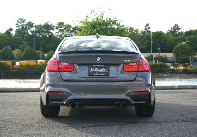 Photo of 2015 Mineral Gray Metallic BMW M3