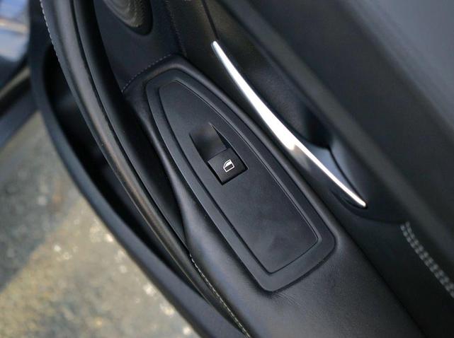 Photo of 2015 Mineral Gray Metallic BMW M3